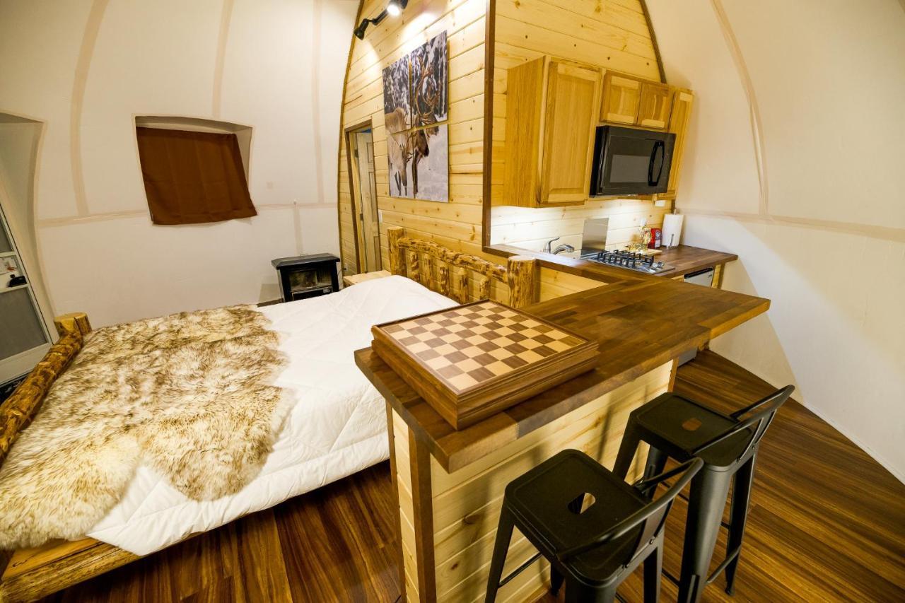 Вілла Pleasant Acres Reindeer Ranch Pleasant Valley Екстер'єр фото